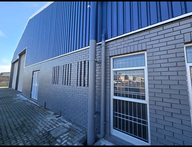 3,170M² WAREHOUSE TO LET IN BRACKENFELL INDUSTRIAL